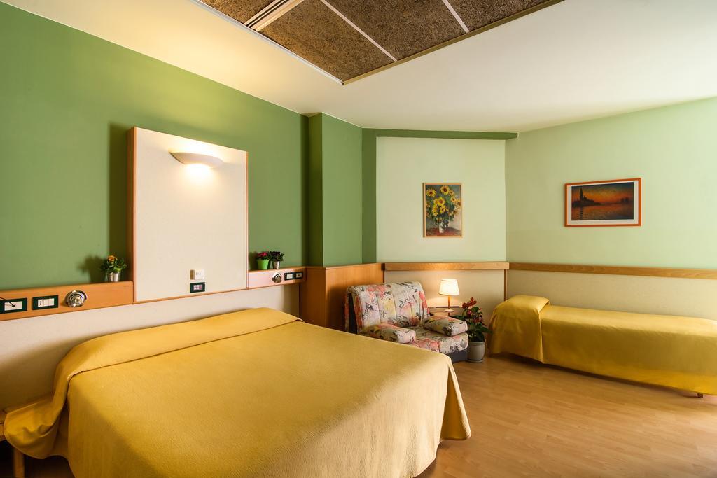 Duca Del Mare - Hotel Di Nardo Group Масса-Мариттима Экстерьер фото